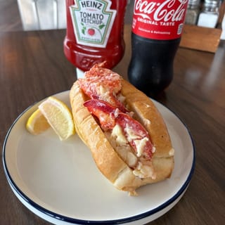 Ultimate CT Lobster Roll